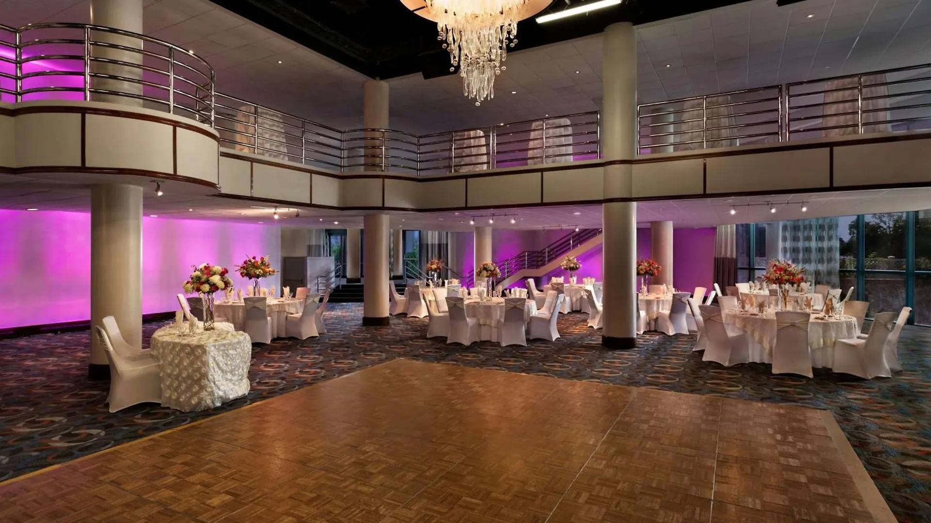Hilton Long Island/Huntington Hotel Melville 3*,