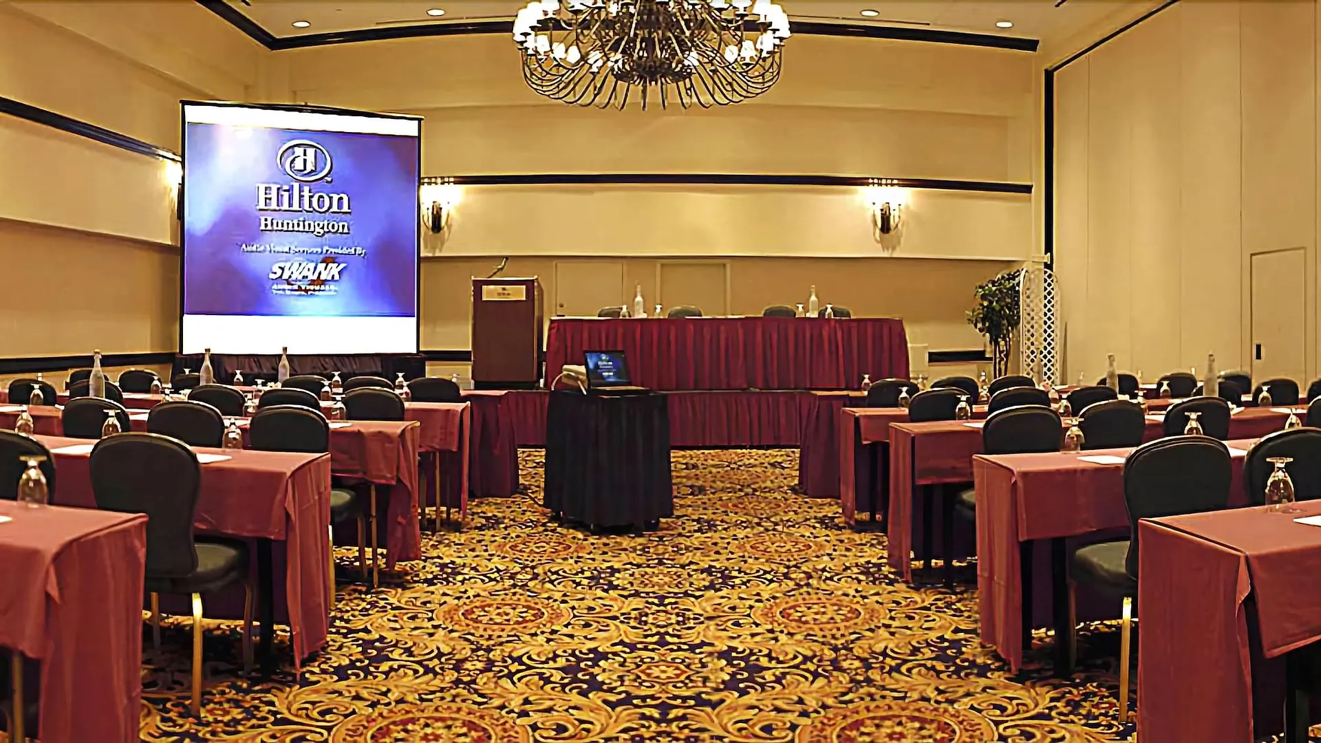 Hilton Long Island/Huntington Hotel Melville 3*,